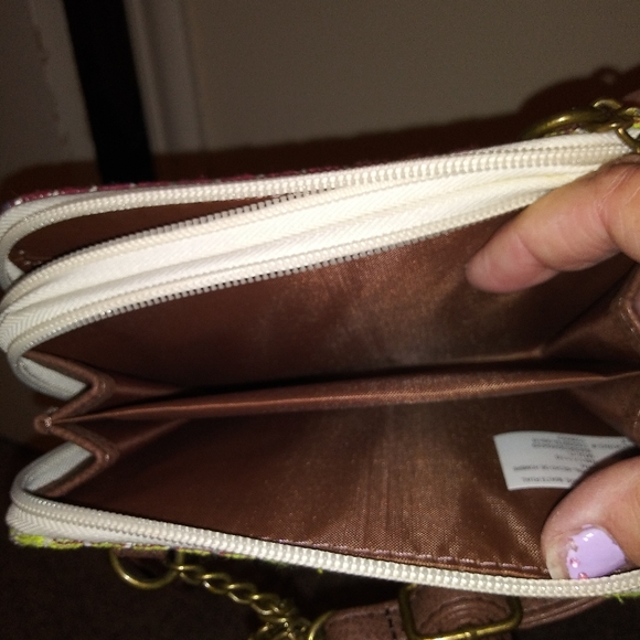 Crossbody - Picture 2 of 3